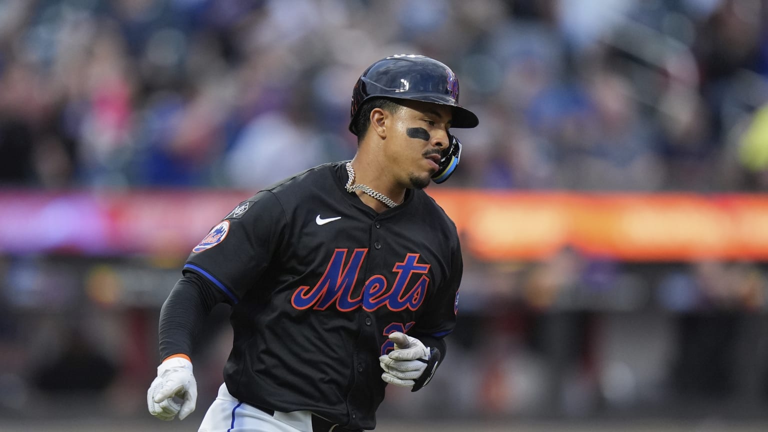 ボブルヘッド　MARK VIENTOS New York Mets New York Mets Mark Vientos Edwin Diaz Bobblehead May 2025