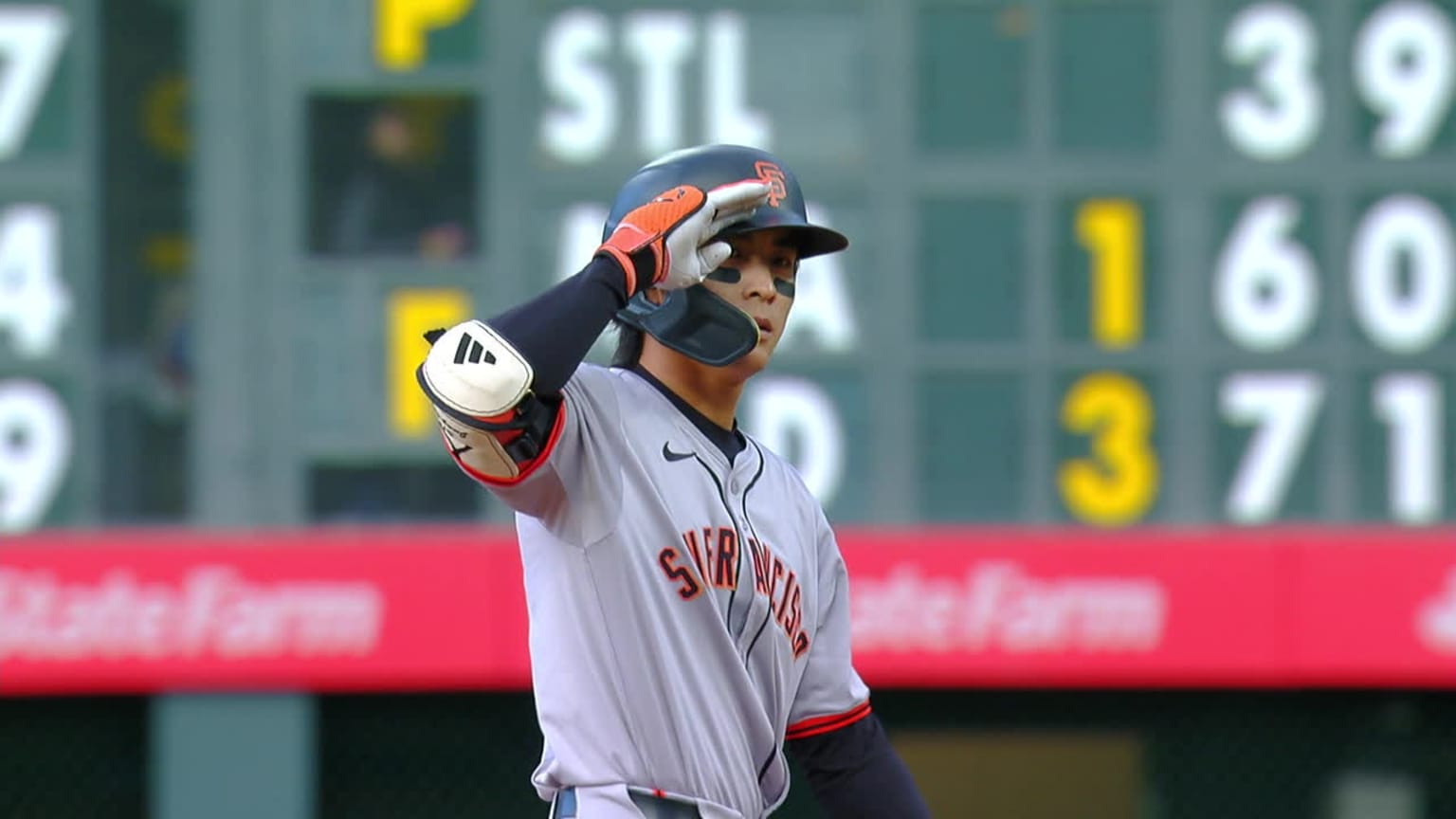 Jung Hoo Lee rips RBI double 05/08/2024 San Francisco Giants