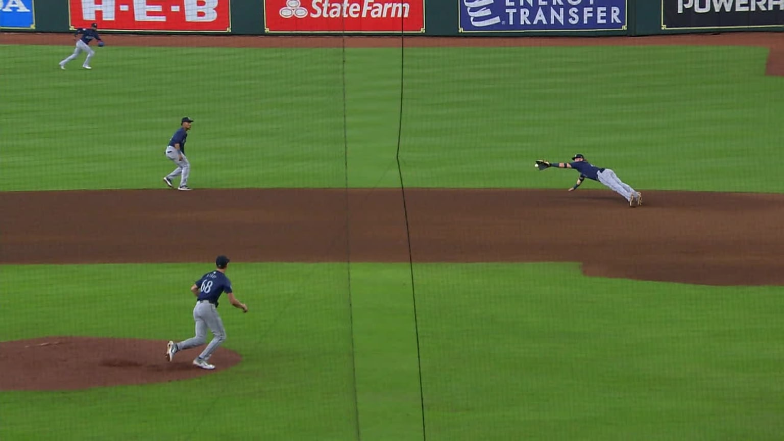 Justin Turner's diving stop 09/25/2024 Seattle Mariners