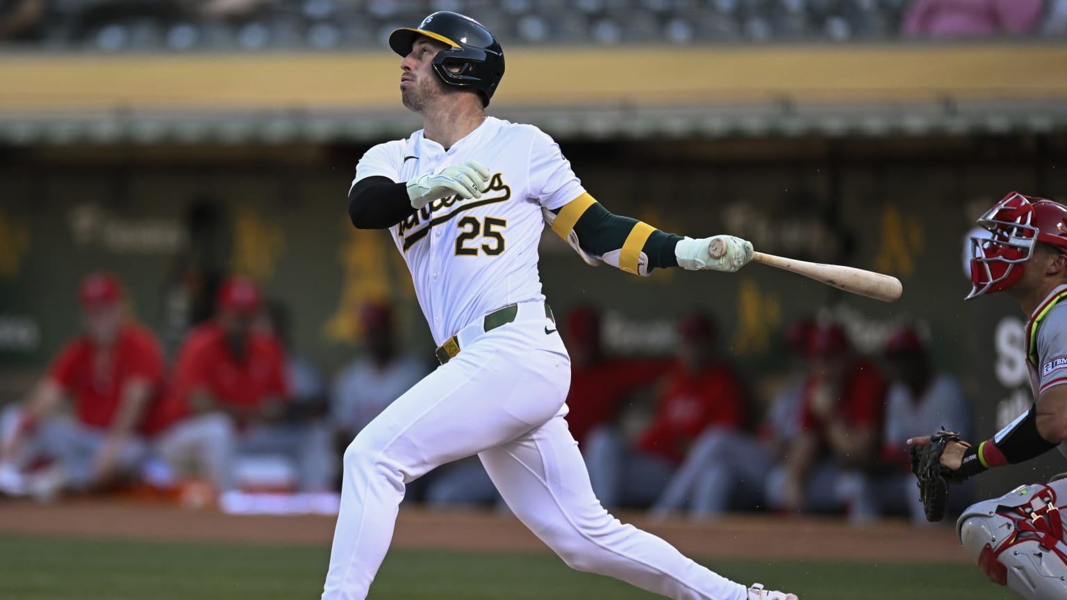 Brent Rooker's RBI single 07/04/2024