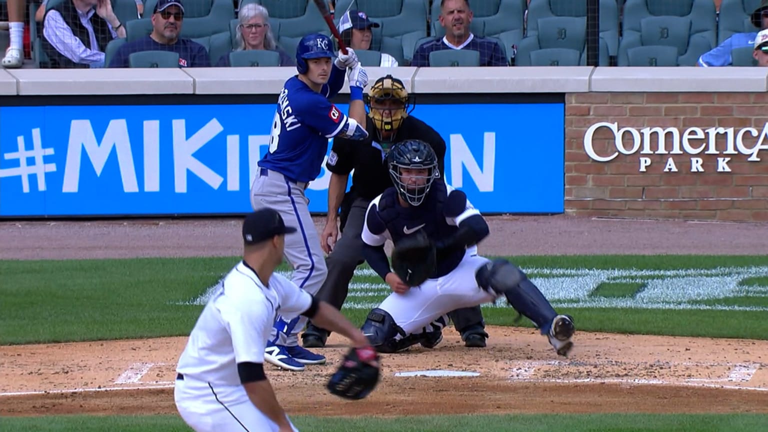 MLB★クーパーズタウン★ヤストレムスキー Mike Yastrzemski's RBI double | 08/24/2025 | Kansas City Royals