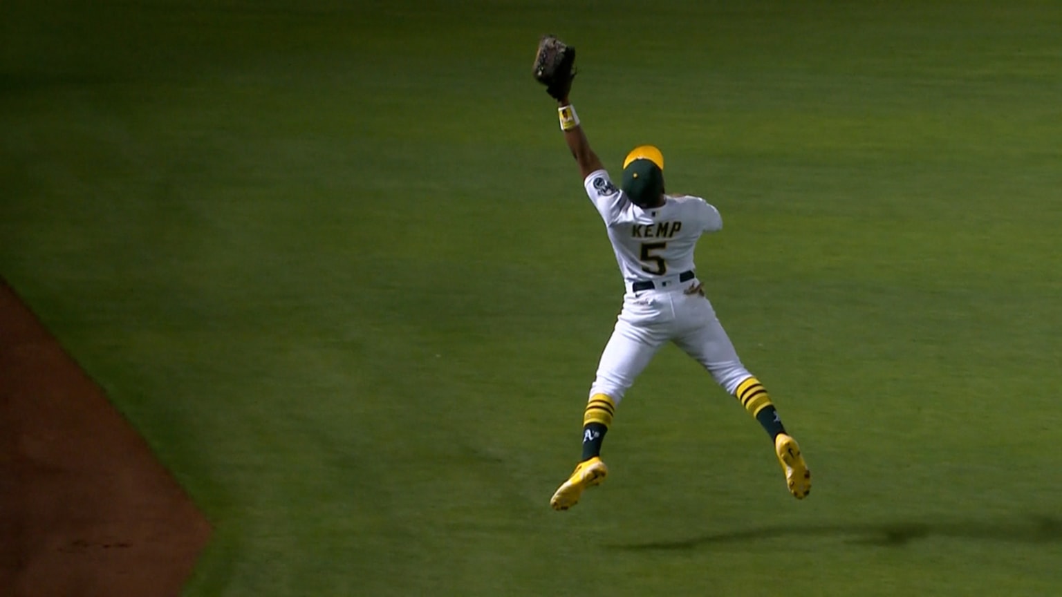 Tony Kemp's amazing leaping catch, 05/18/2021