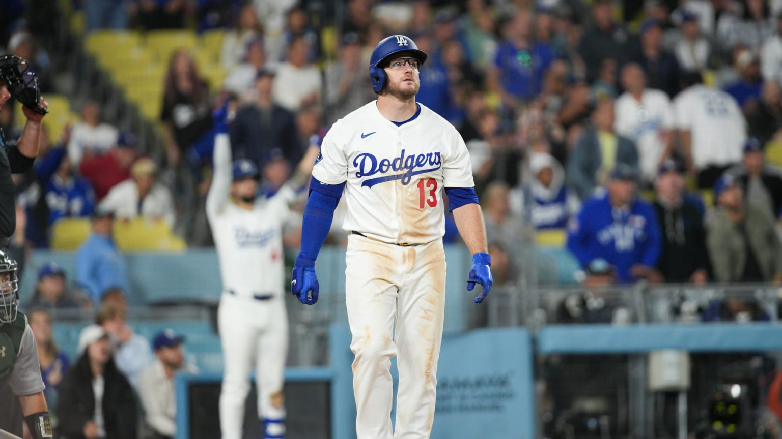 【お買得】 Muncy's Max three-run Angeles Los | 05/14/2025 | (2) homer 記念グッズ