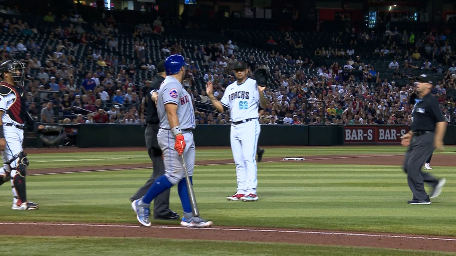 Benches clear after Alvarez HBP 07/06/2023 New York Mets