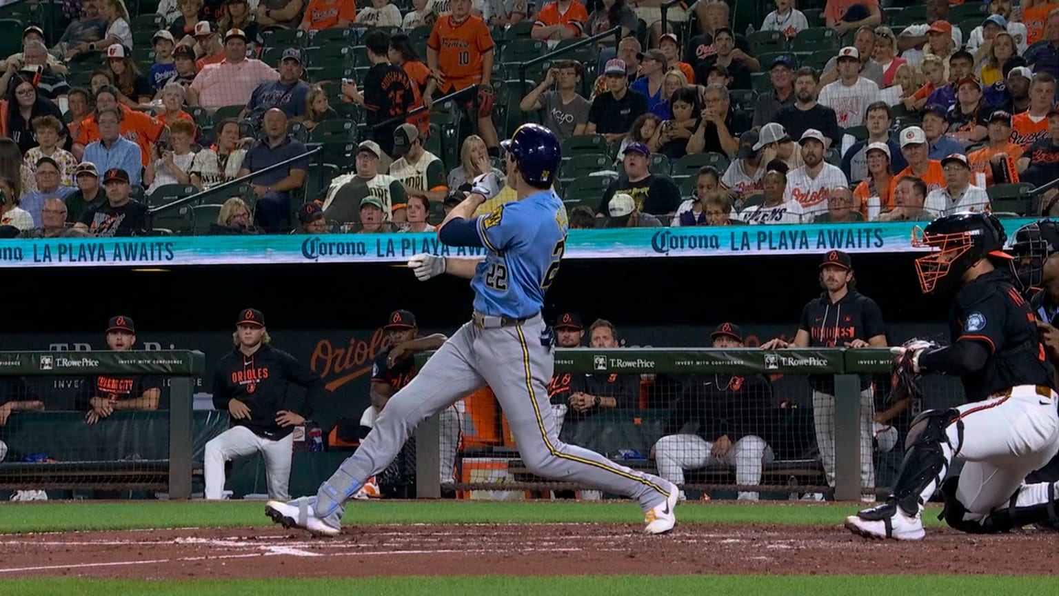 Christian Yelich loses bat on swing | 09/20/2026 | Milwaukee Brewers
