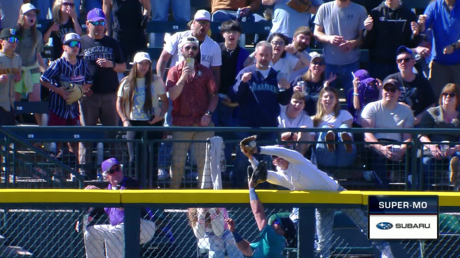 Jacob Stallings is out after review | 04/21/2024 | Seattle Mariners