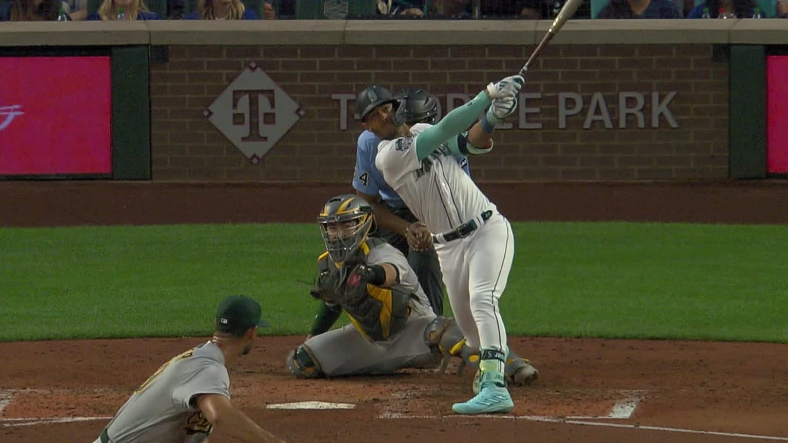 JRod's tworun home run (24) 08/28/2023 Seattle Mariners