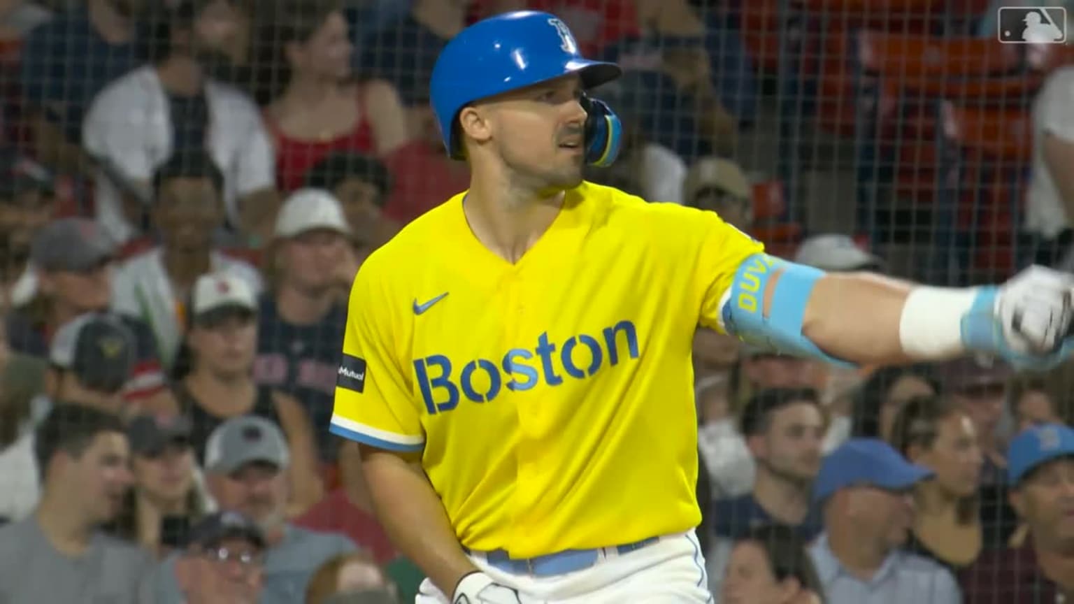 Adam Duvall crushes a homer over the green monster | 08/08/2023 ...