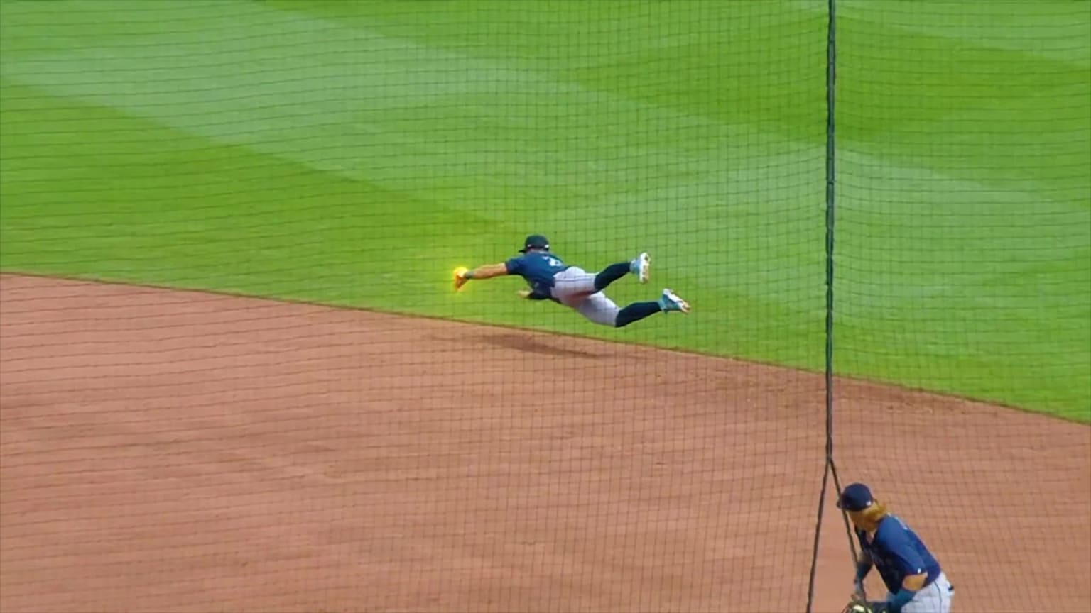 Dylan Moore wins AL Utility Gold Glove 11/04/2024 Seattle Mariners