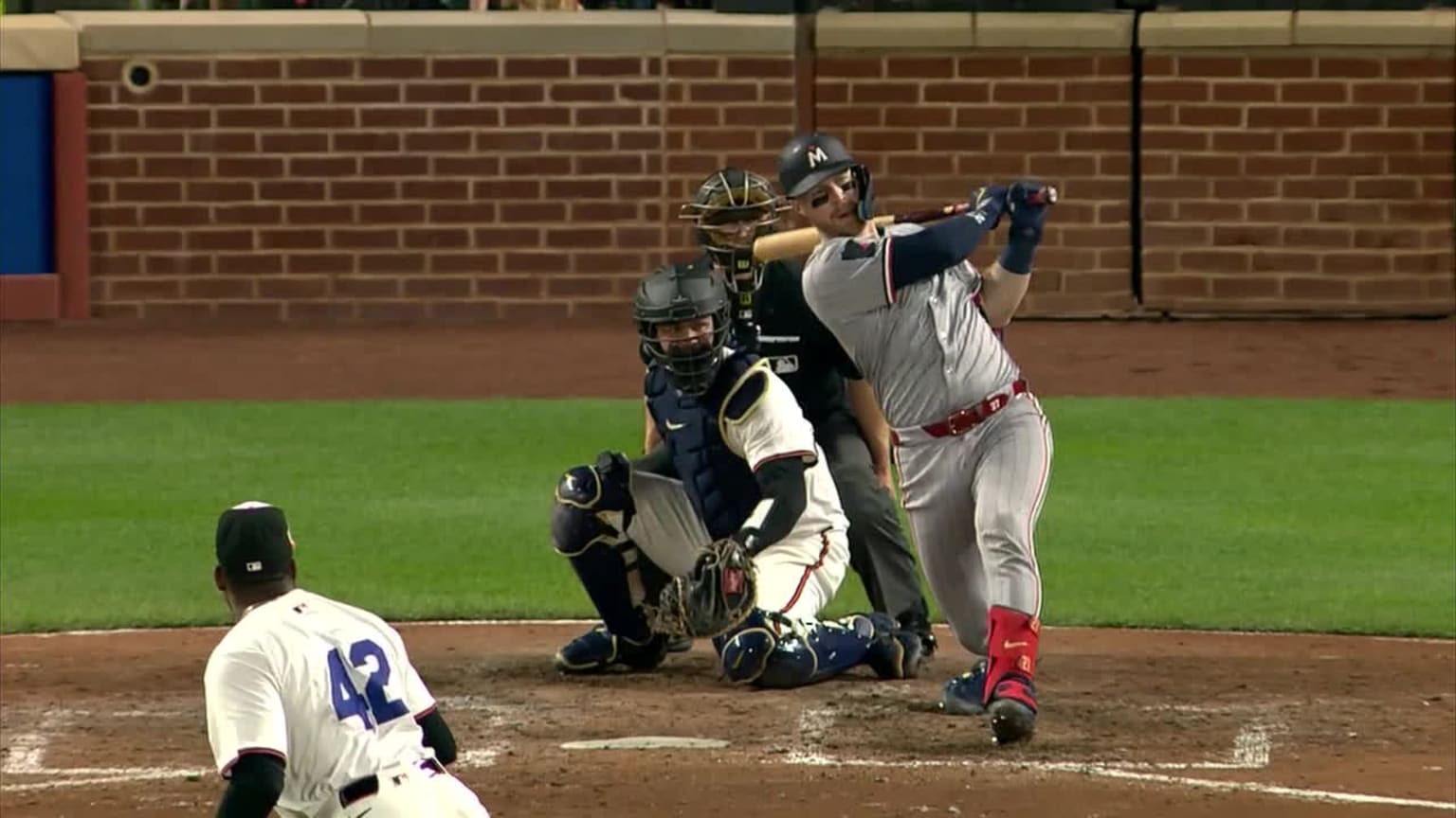 ryan-jeffers-two-run-rbi-double-04-15-2024-minnesota-twins