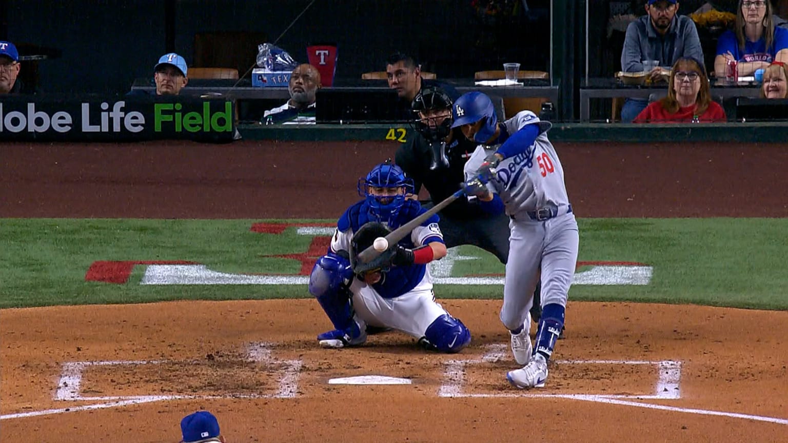 Mookie Betts singles in the 4th | 04/19/2025 | Los Angeles