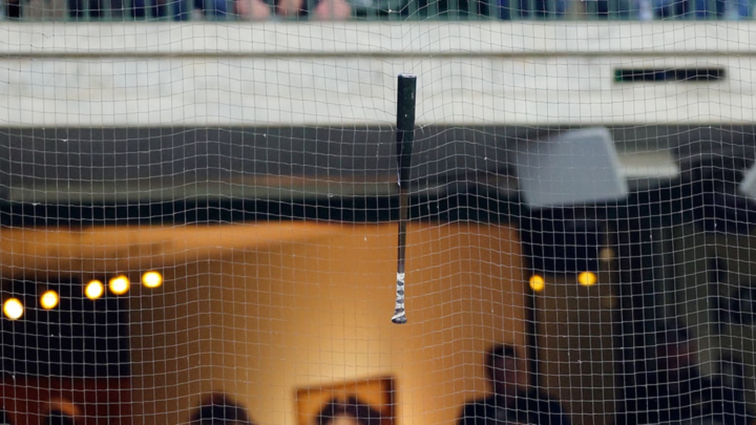 Vladimir Guerrero Jr.'s bat gets stuck in netting | 06/10/2024 ...