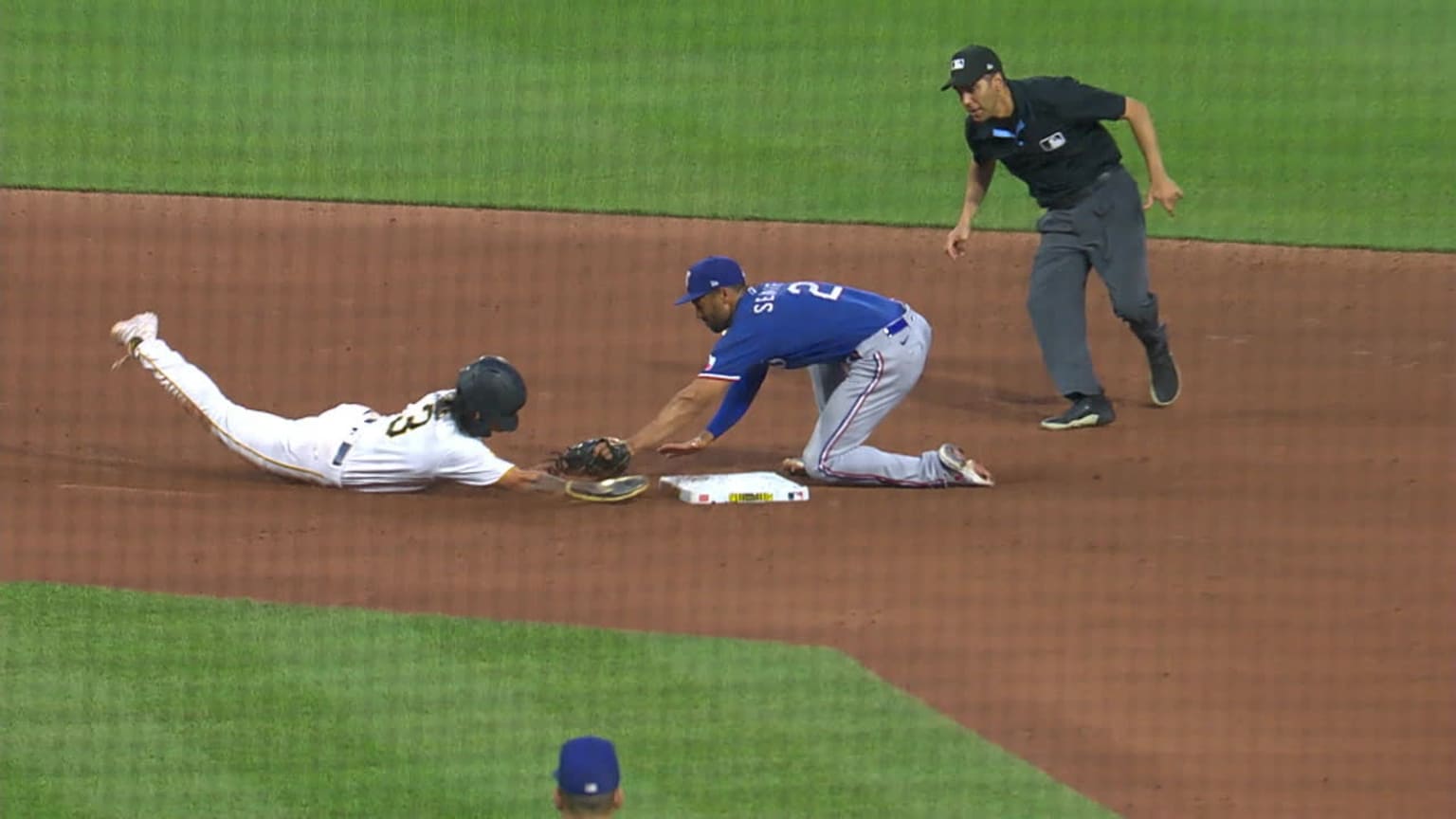 García throws out Bae 05/23/2023