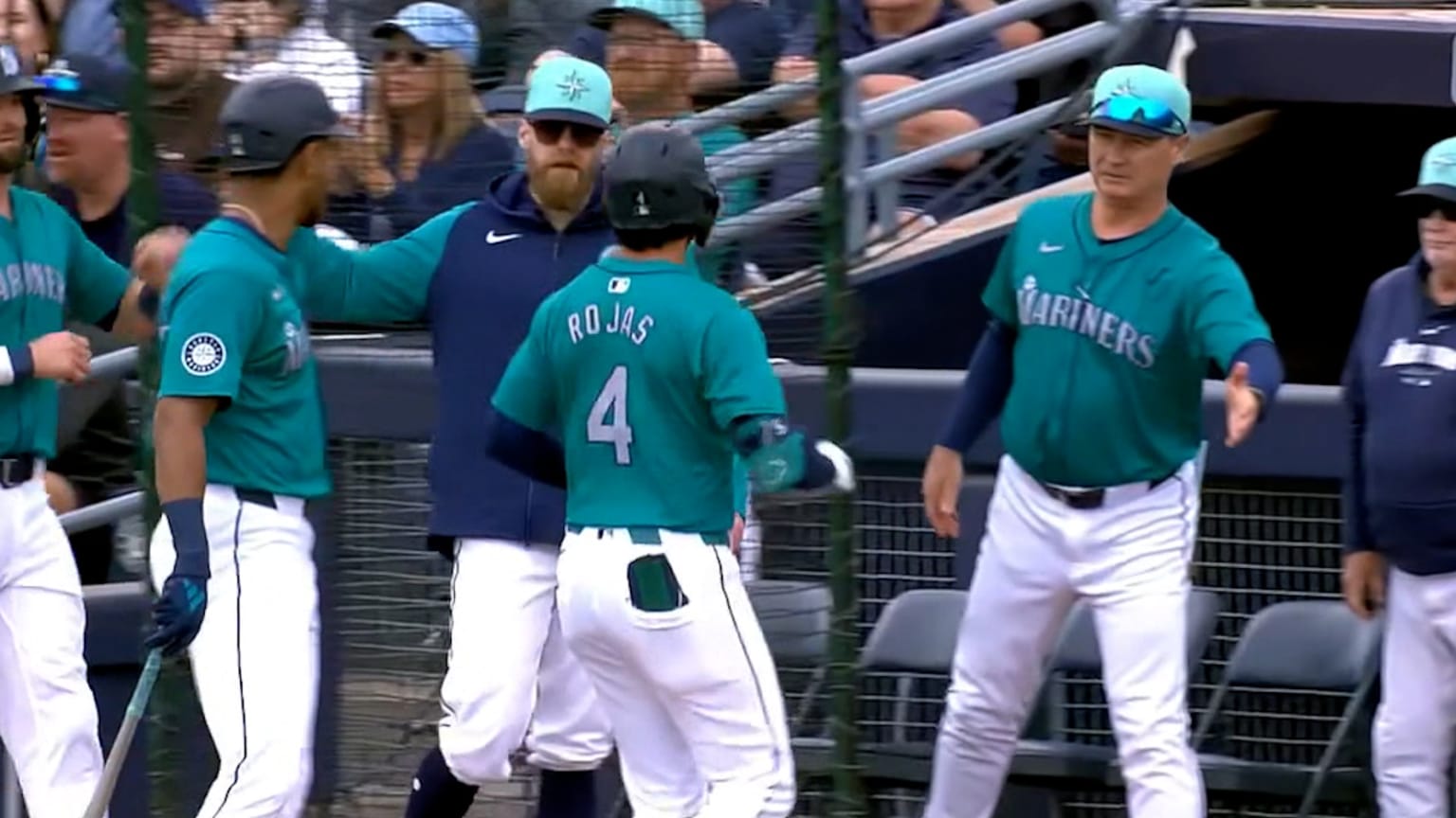 Josh Rojas lifts a sacrifice fly 03/24/2024 Seattle Mariners