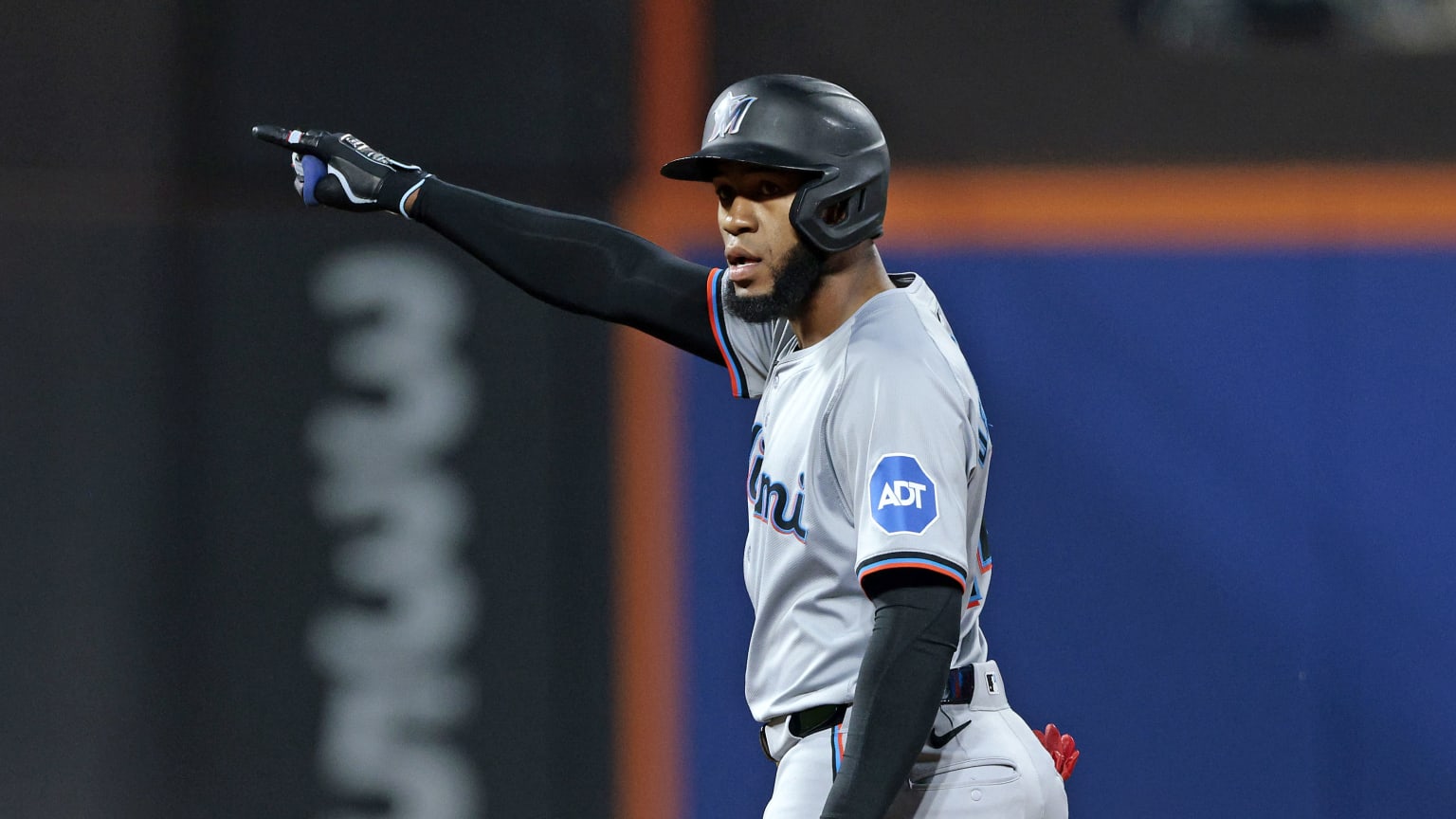 Bryan De La Cruz's RBI double 06/11/2024