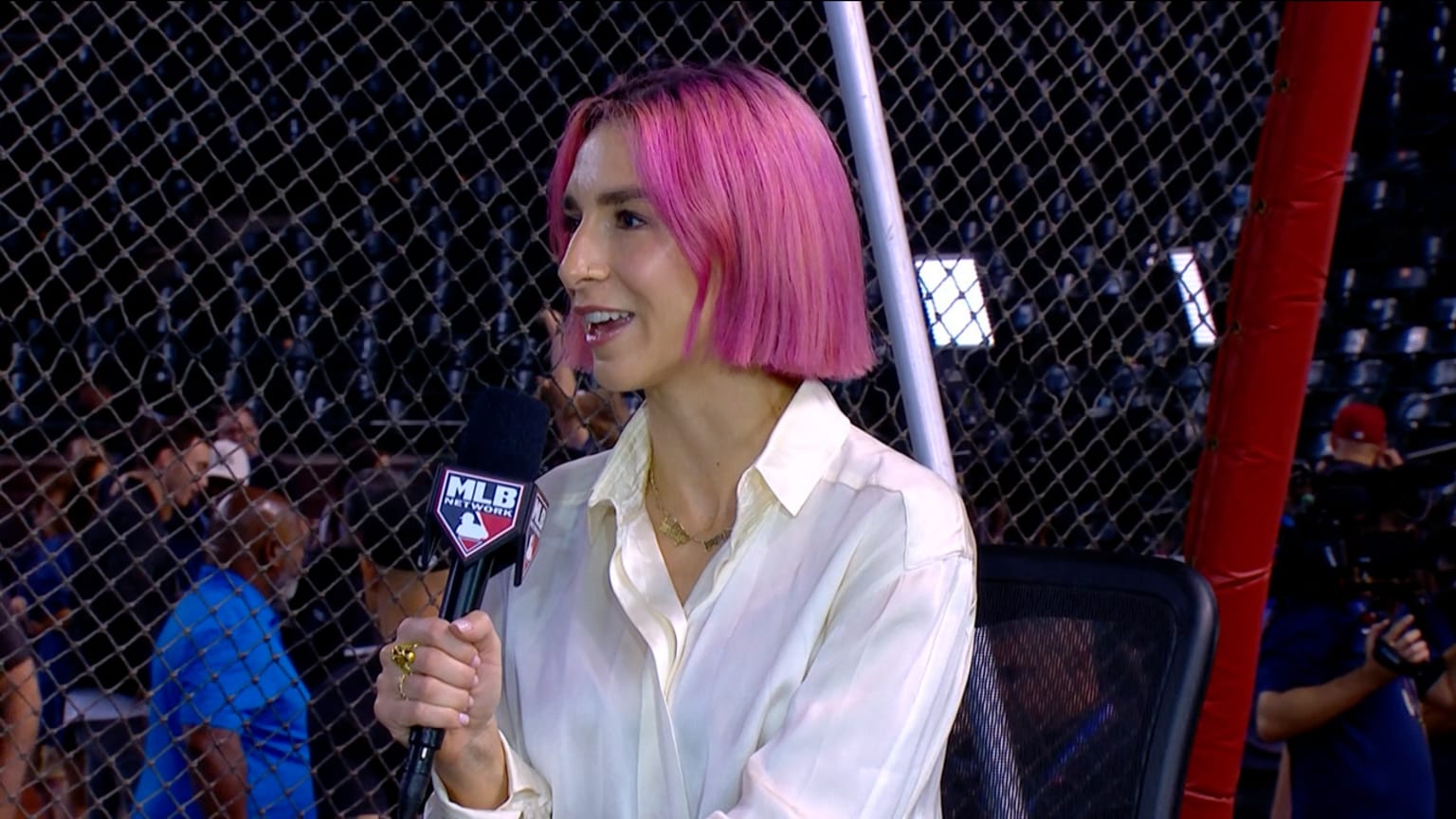 Hannah Keyser on bunting 10/30/2023