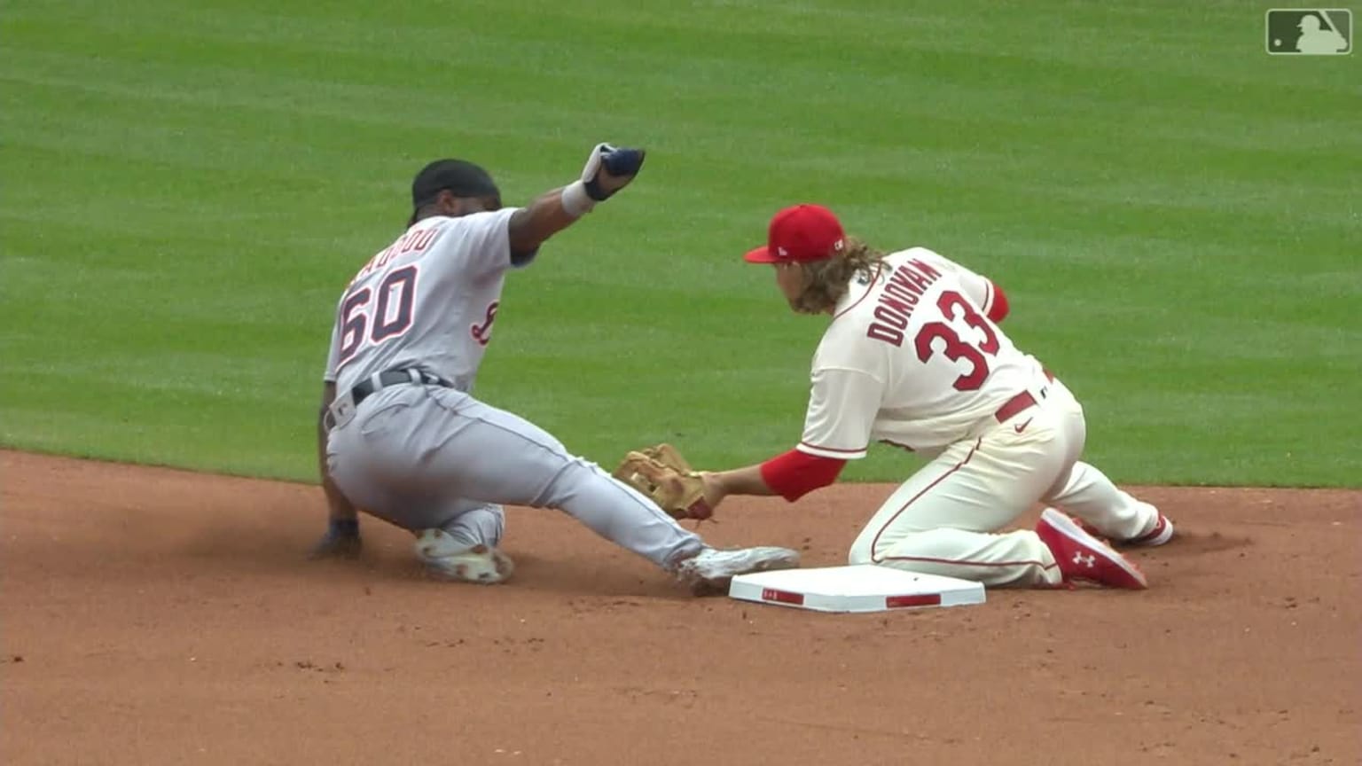 Akil Baddoo steals third, 05/04/2022