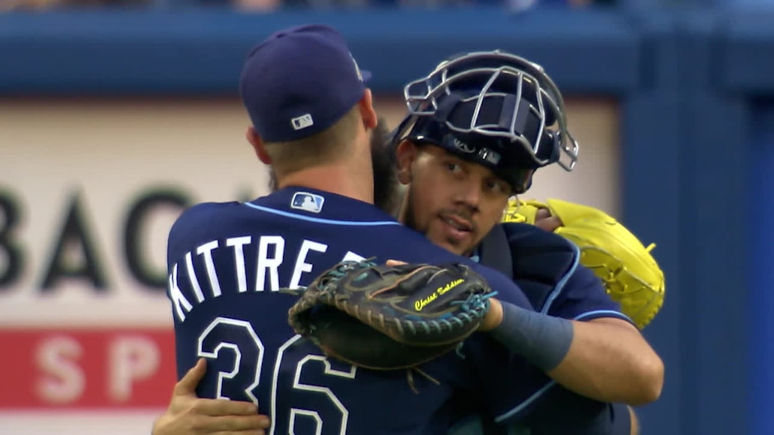 Andrew Kittredge seals the win for the Rays 10/01/2023 Tampa Bay Rays