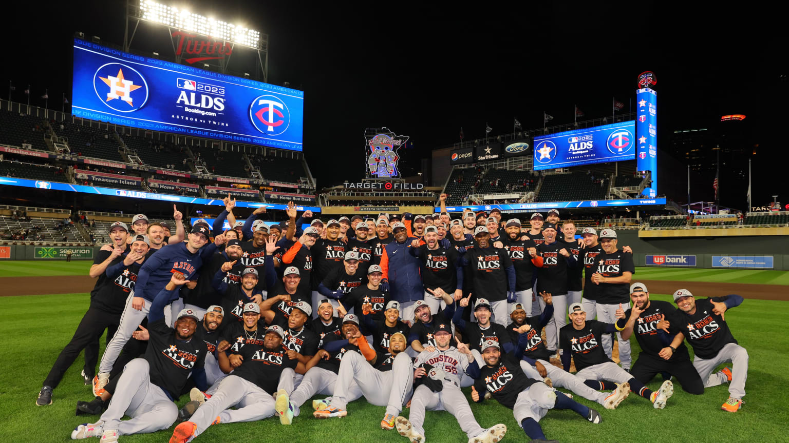 Astros advance to the ALCS 10/11/2023