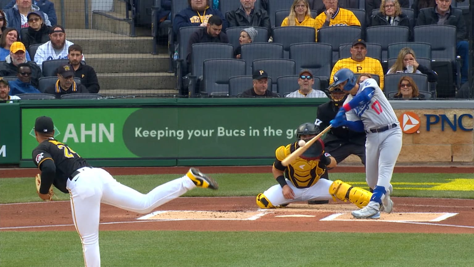 Miguel Vargas' two-run double, 05/02/2023