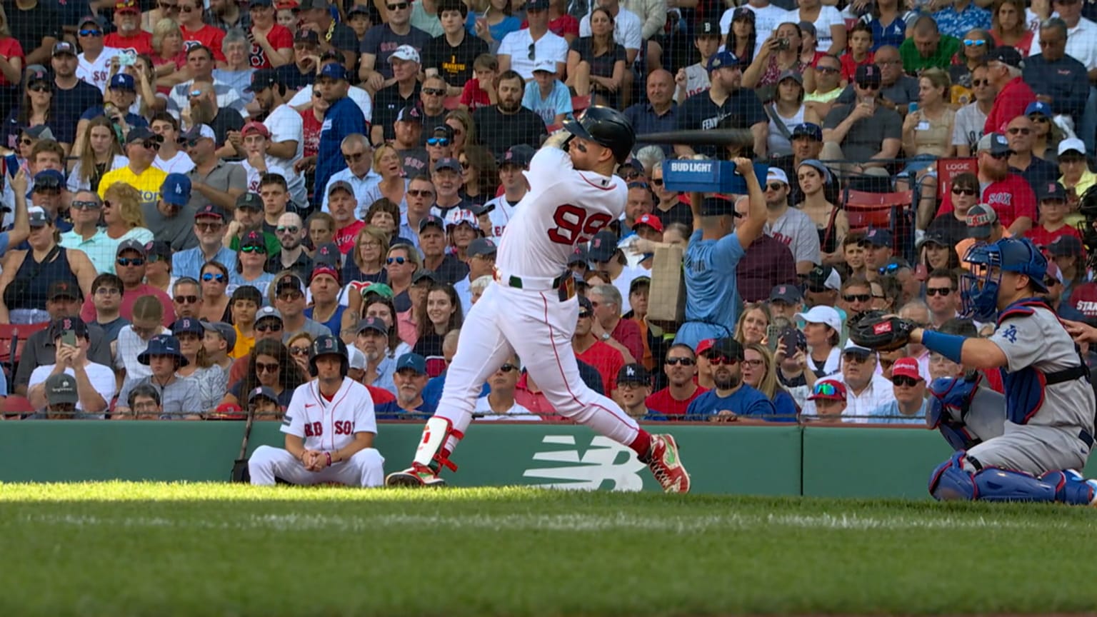 Tucson's Alex Verdugo & monstrous homer for Red Sox, Video