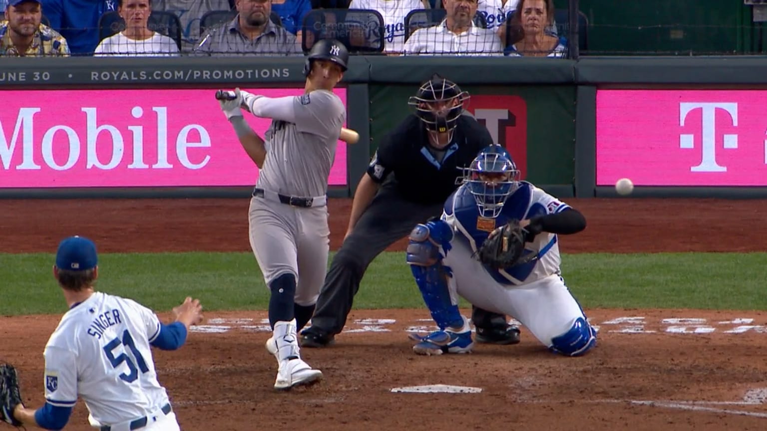 Oswaldo Cabrera's RBI single | 06/11/2024 | New York Yankees