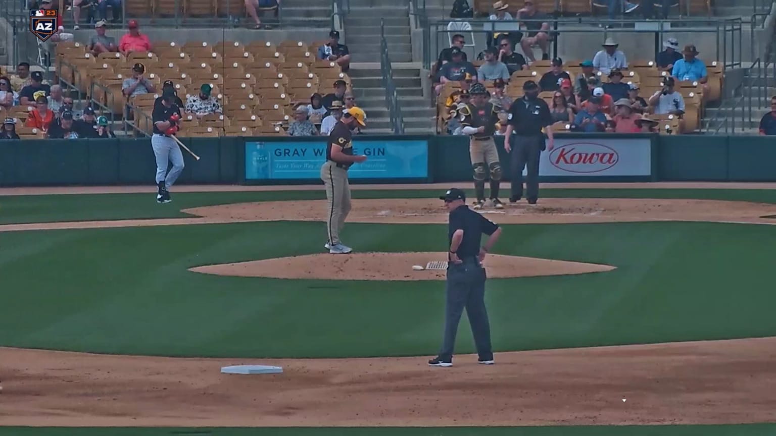 Matt Waldron fans two across three scoreless innings 02/28/2024 San