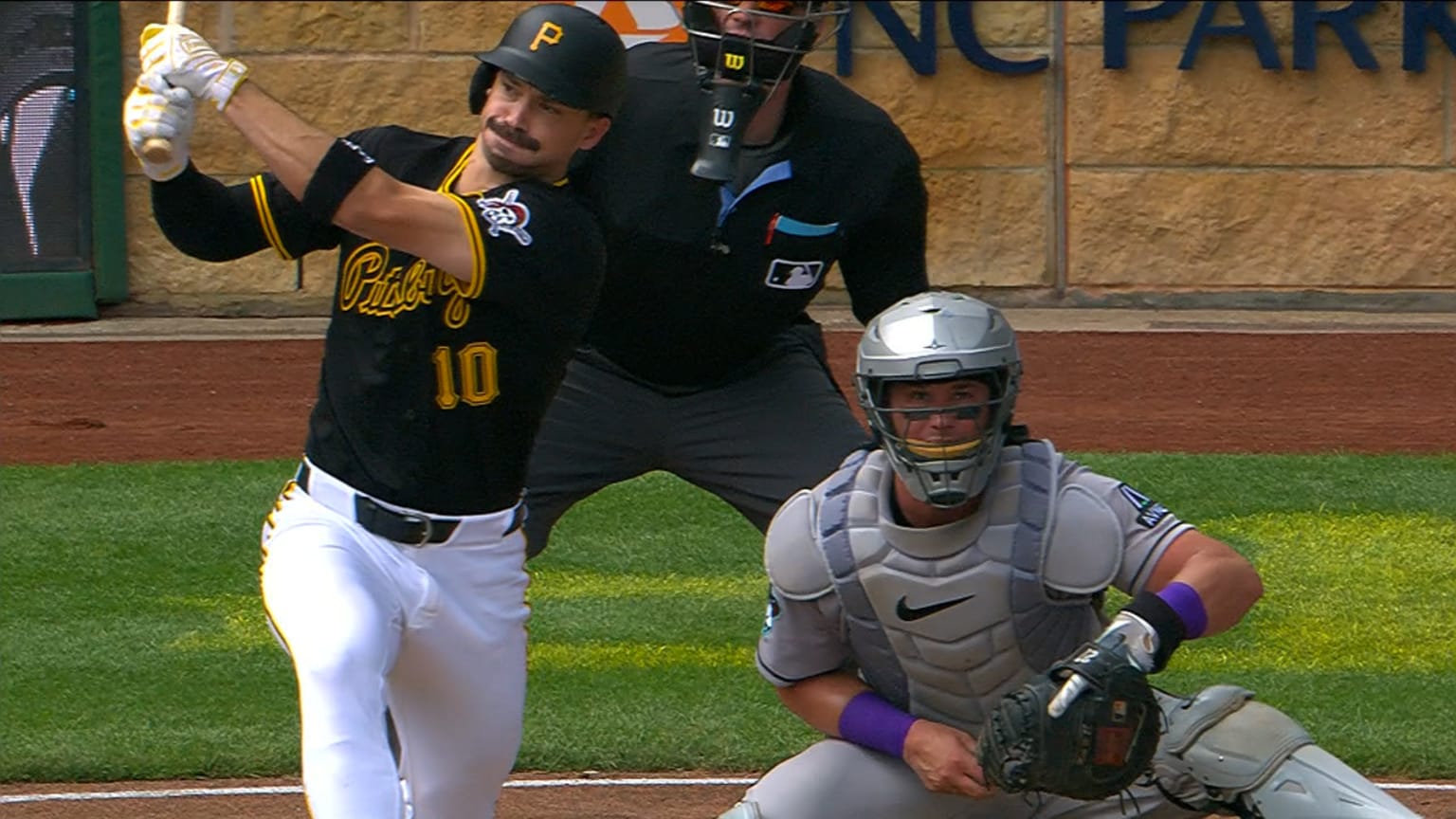 Bryan Reynolds' RBI double | 07/27/2025 | Pittsburgh Pirates