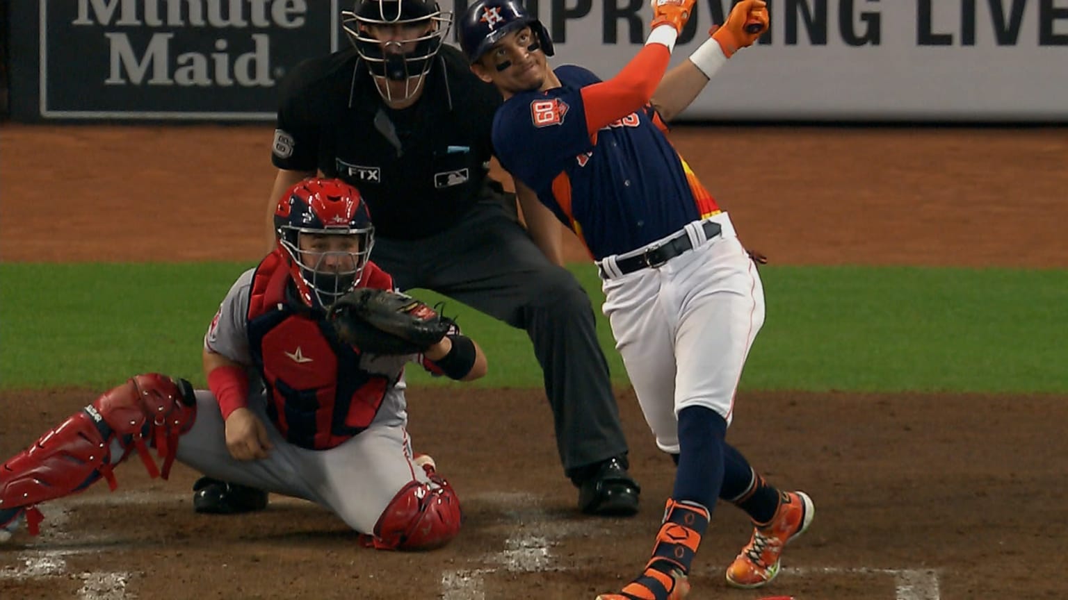 Mauricio Dubón sails a solo homer in the 3rd inning | 09/11/2022 ...