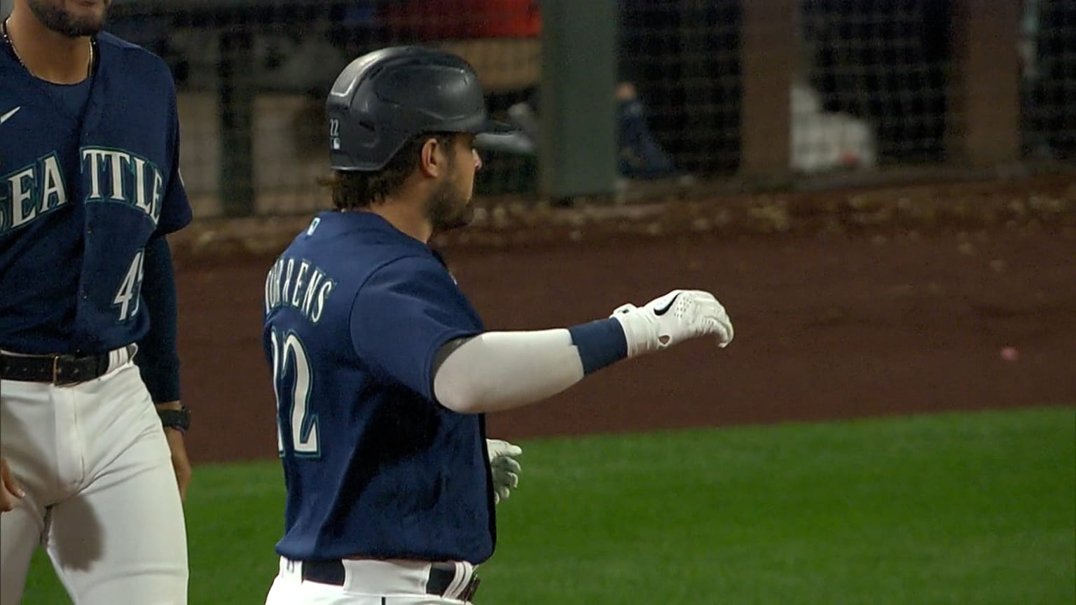 Luis Torrens ties the game with an RBI single in 11th | 09/29/2022