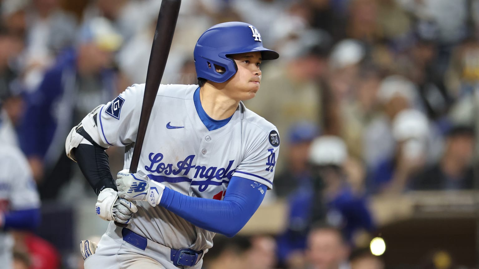 Shohei Ohtani singles in the 5th | 06/10/2025 | Los Angeles Dodgers