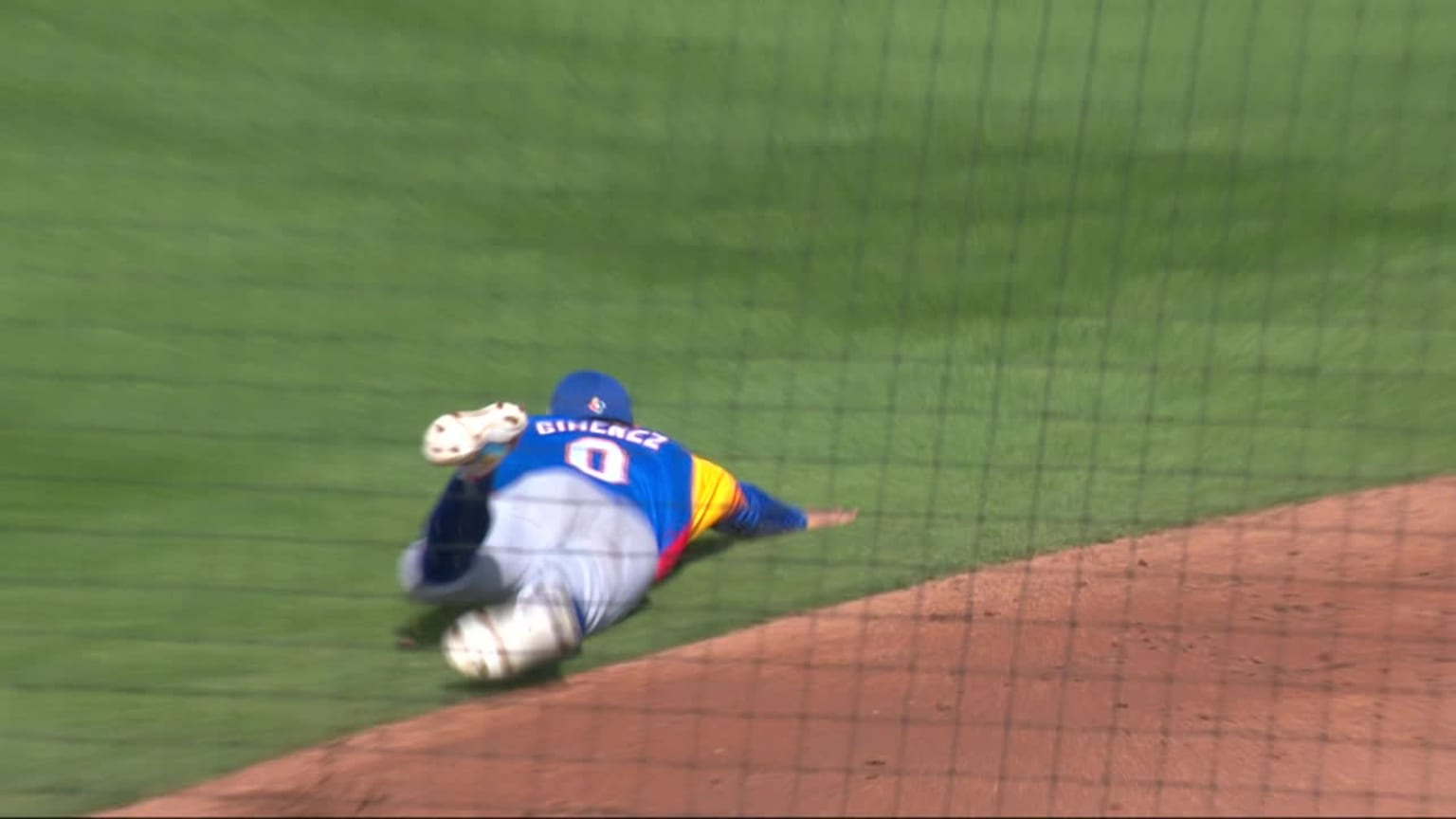 Giménez flashes the leather | 03/09/2023 | MLB.com