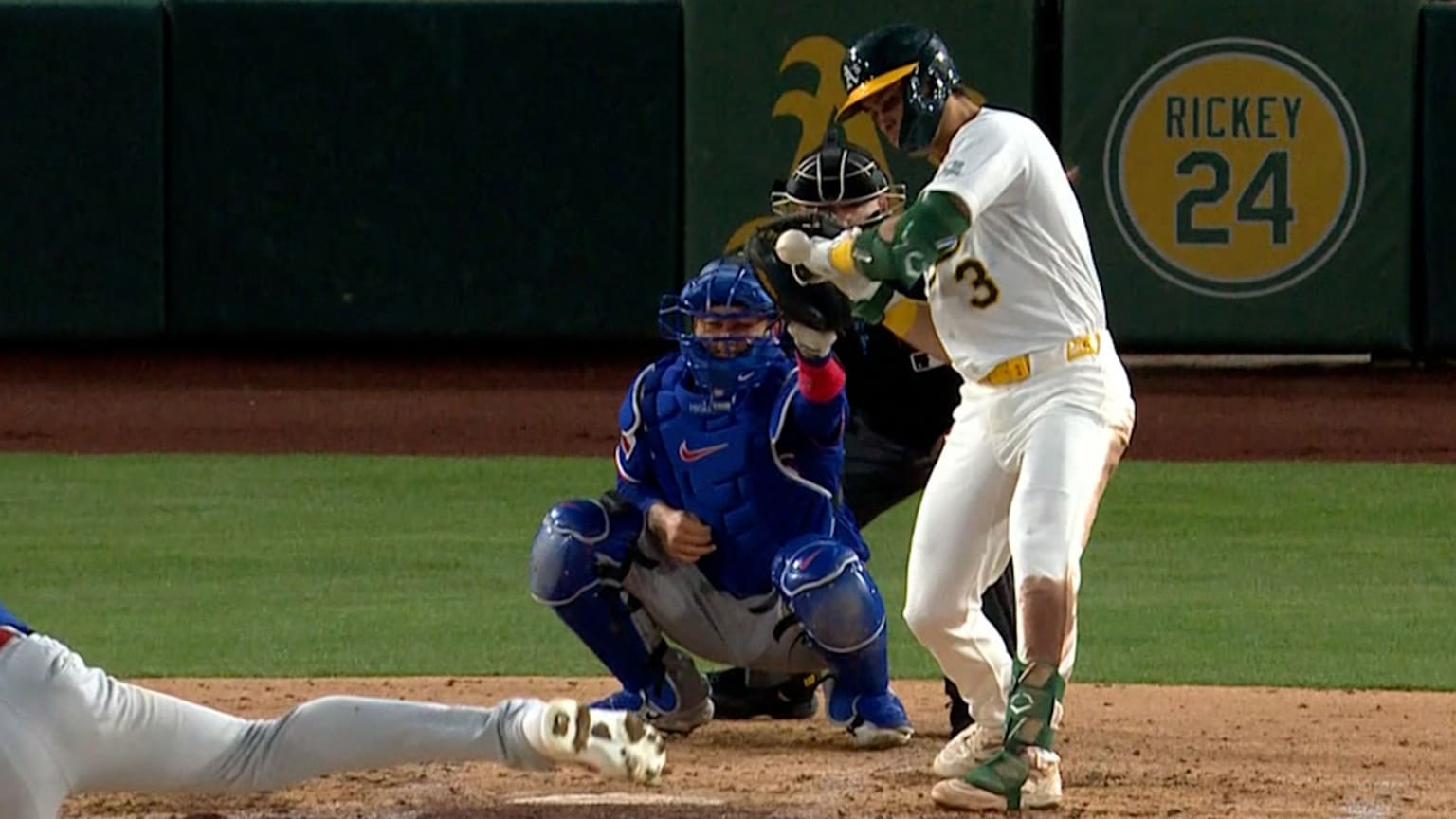 Max Muncy is hit by a pitch after review | 04/13/2026 | San 