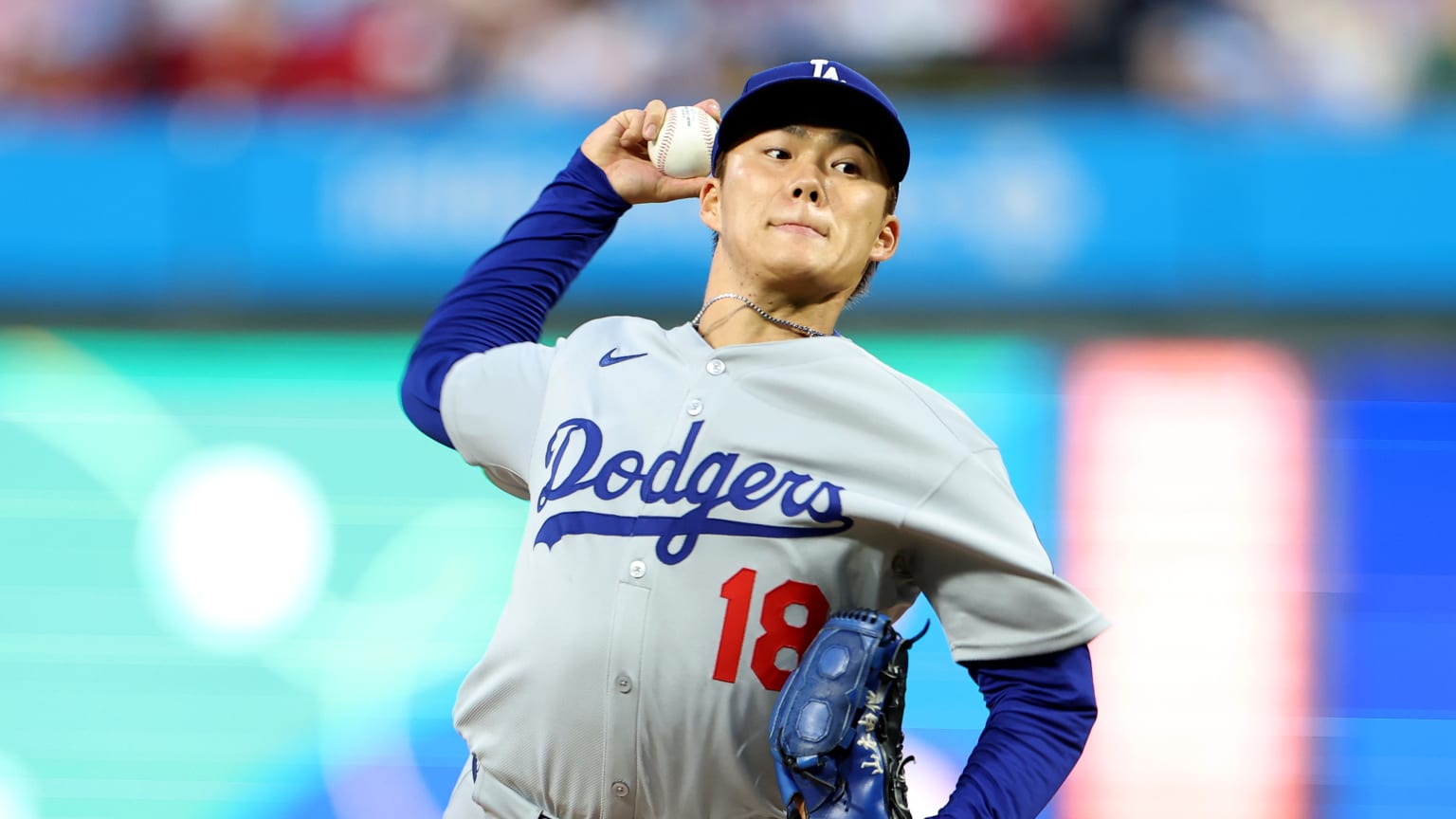 Yoshinobu Yamamoto strikes out five Phillies | 04/04/2025 | MLB Japan