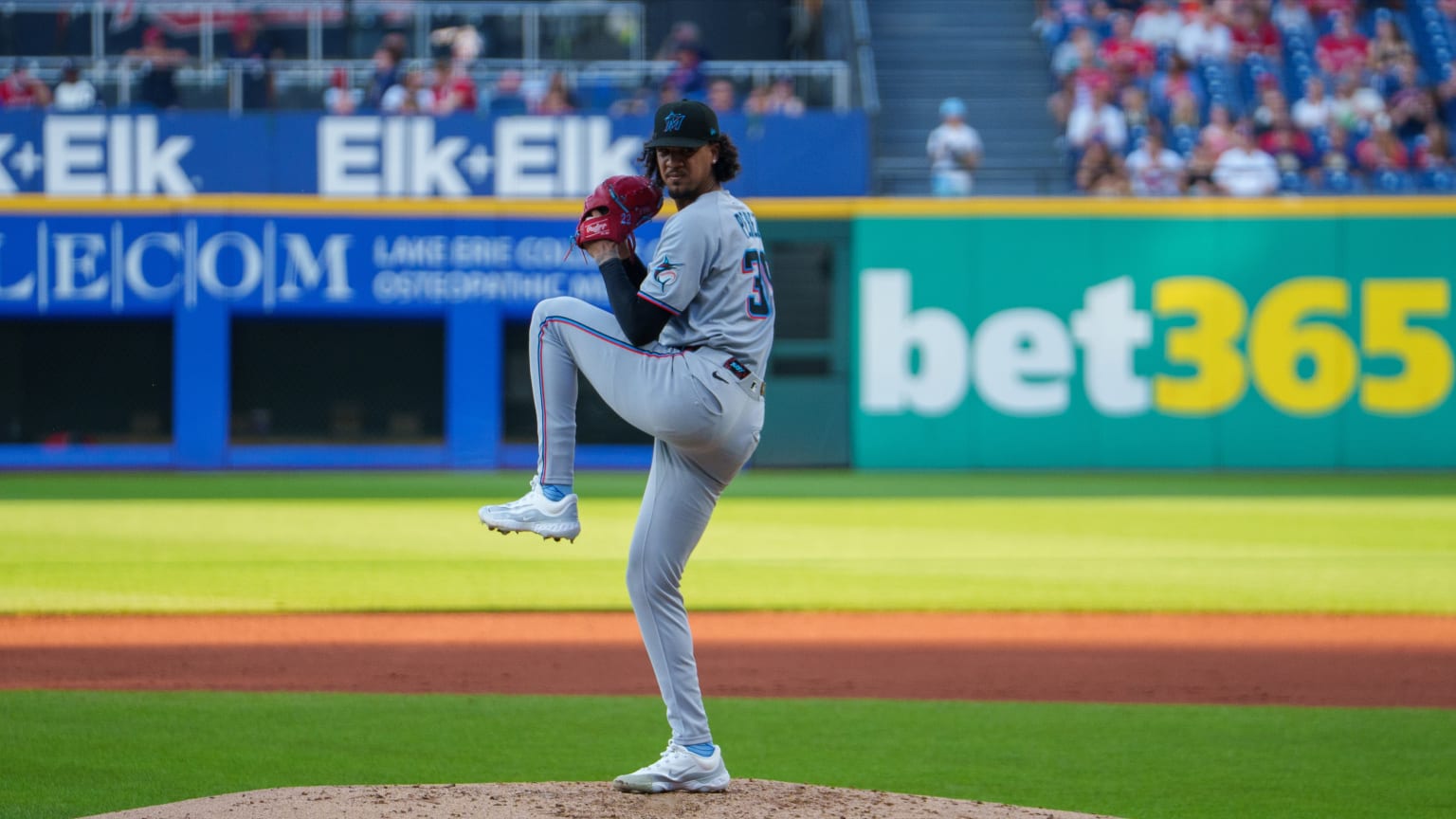 Eury Pérez, Walker Buehler Eury Pérez strikes out six batters | 08/18/2025 | Miami Marlins