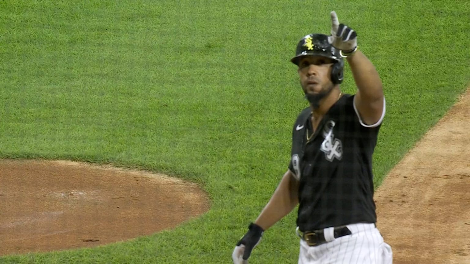 The Chicago White Sox' Jose Abreu hits a solo home run in the first inning  against the New York Yankees at the Field of Dreams game in Dyersville,  Iowa, on Thursday, Aug.