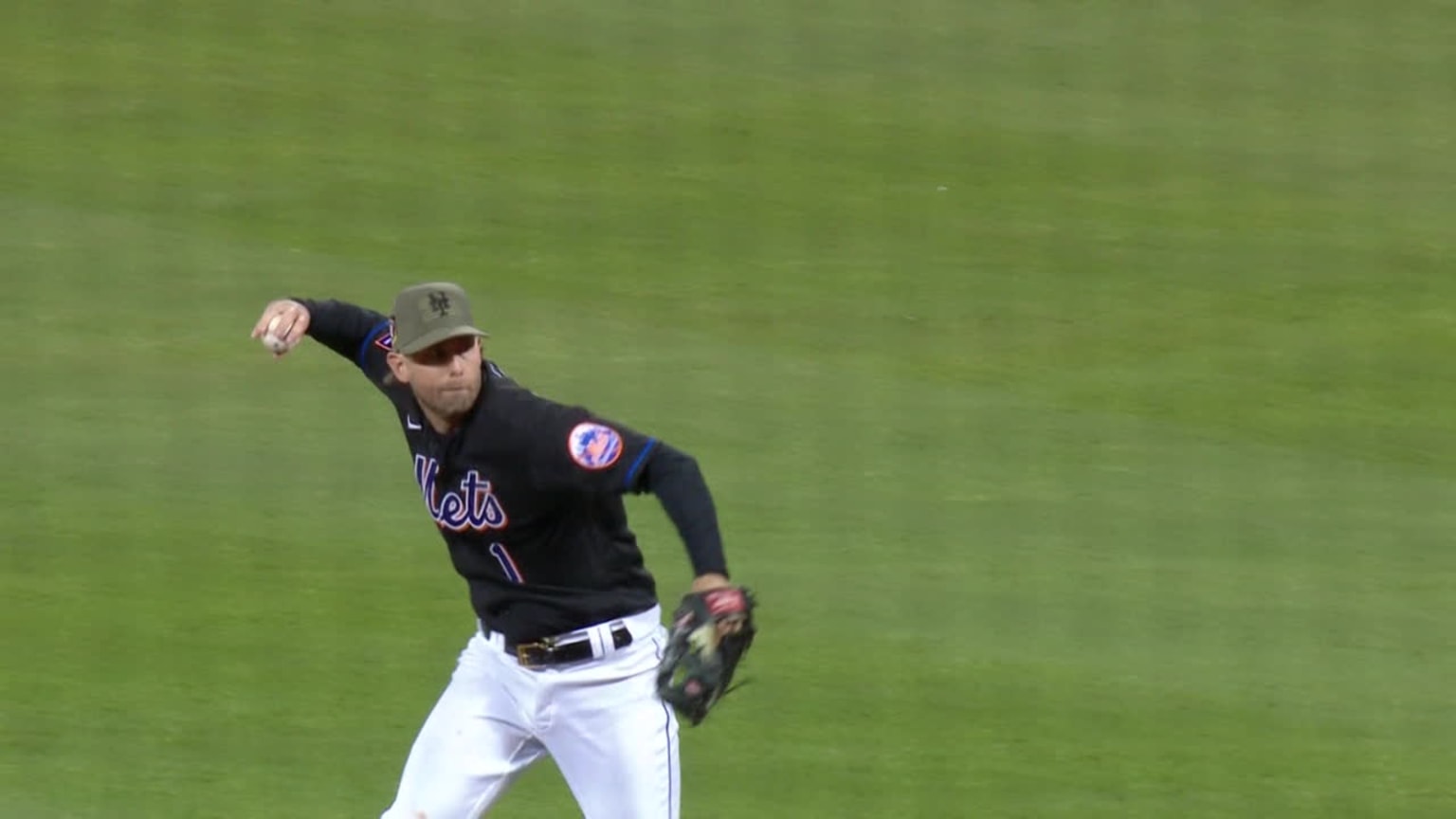 Jeff McNeil makes a back-handed grab in the 9th | 05/19/2023 | New York ...