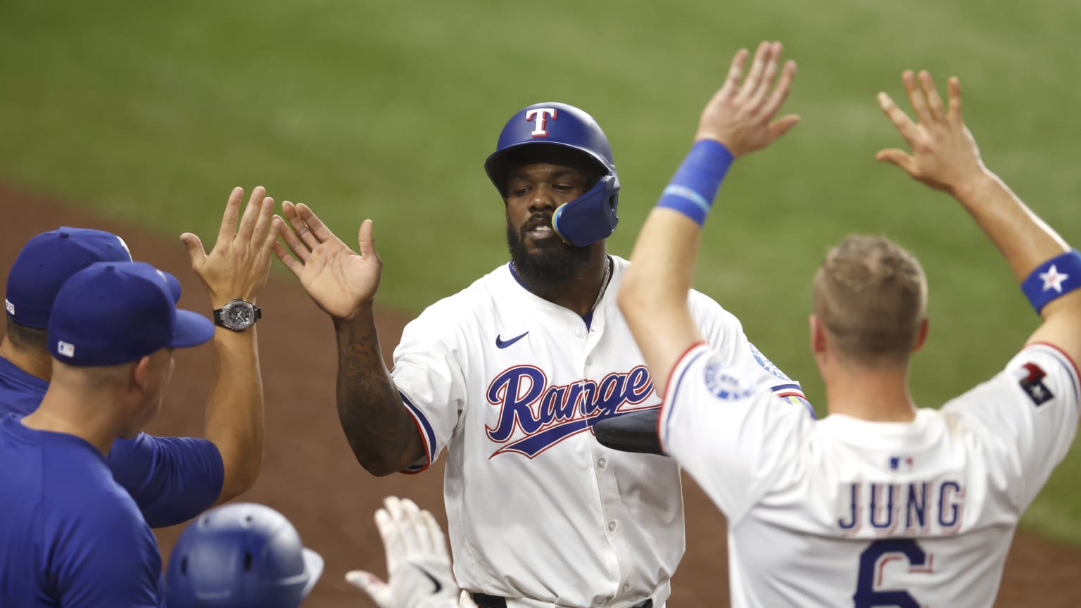 Rangers tally eight runs in the 6th inning | 04/29/2025 | Texas Rangers