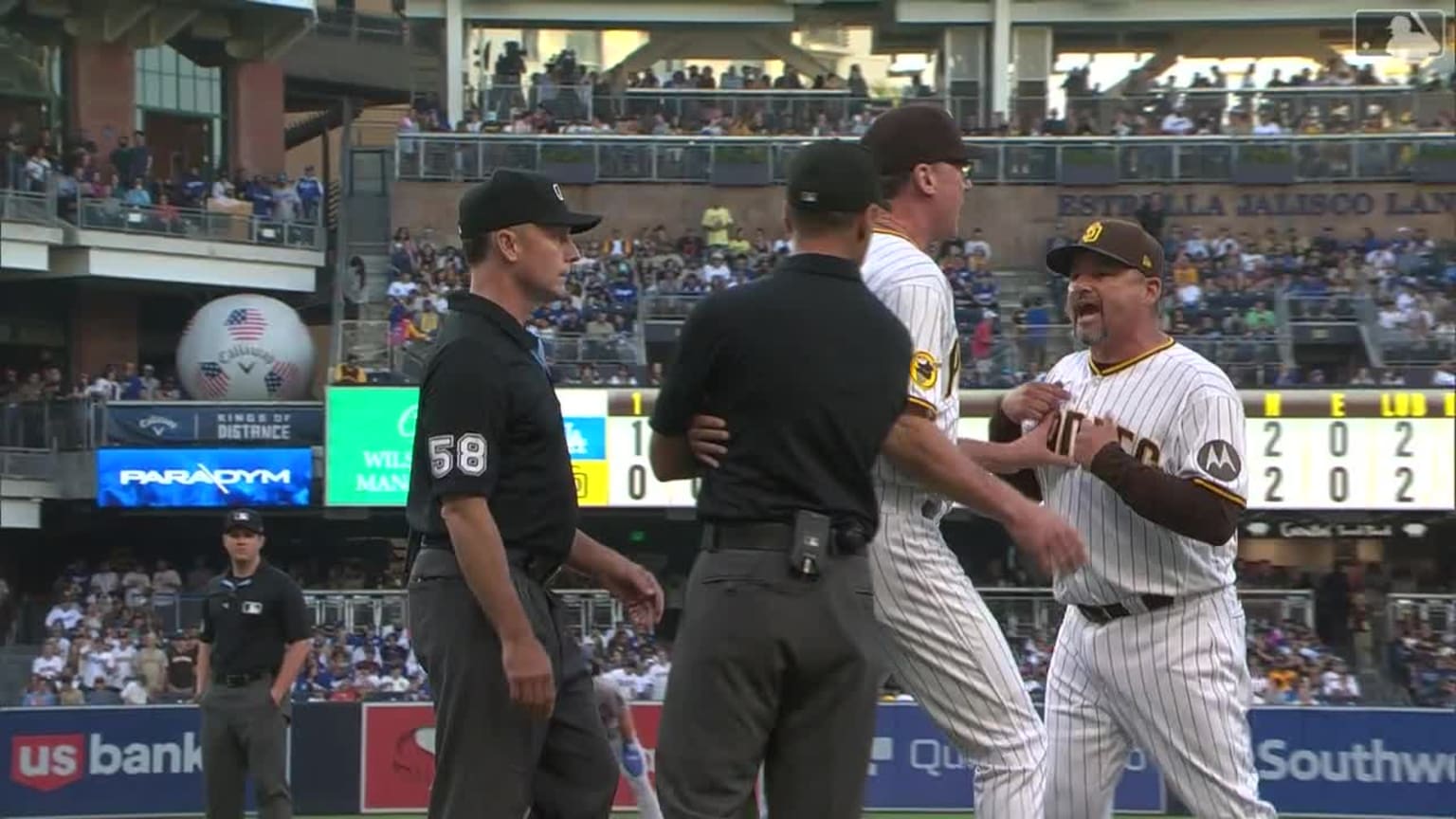 Ruben Niebla is ejected during 4th inning | 08/05/2023 | MLB.com