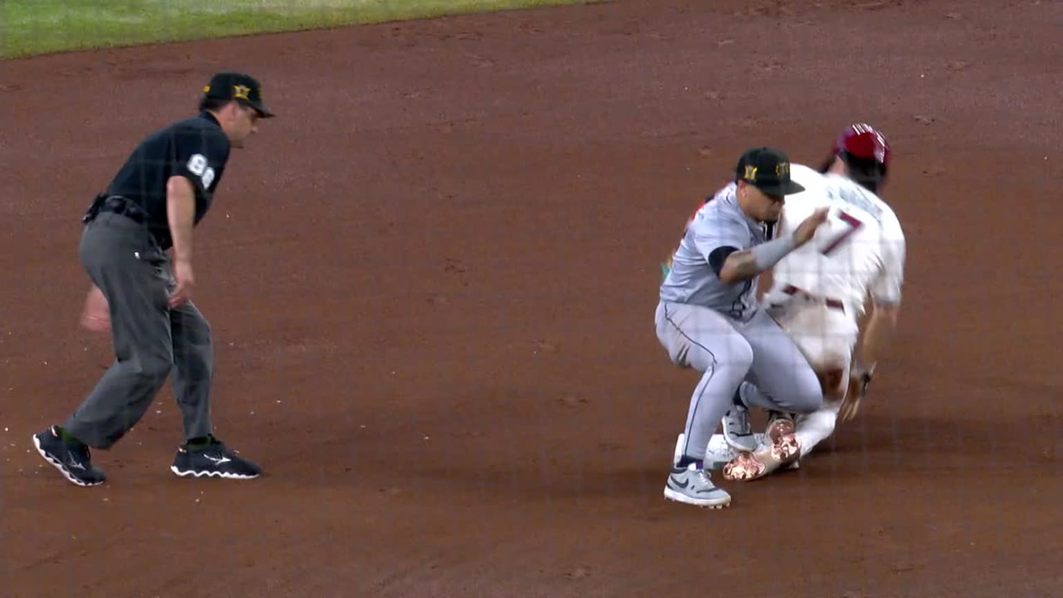 Carson Kelly nabs Corbin Carroll after review | 05/19/2024 | Detroit Tigers