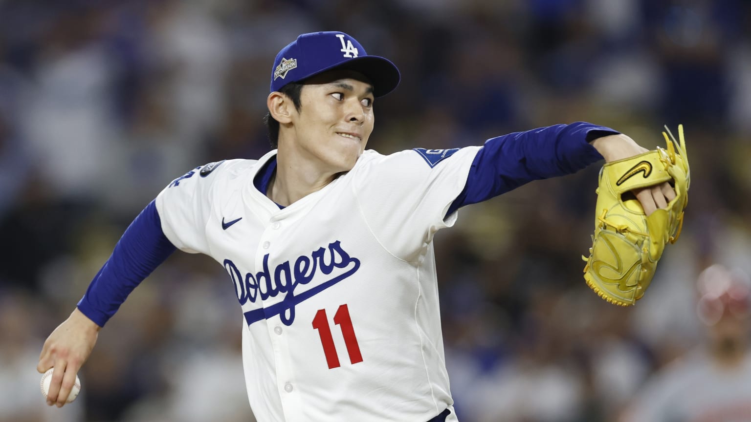 Roki Sasaki K's first batter he faces in the playoffs | 10/01/2025 ...