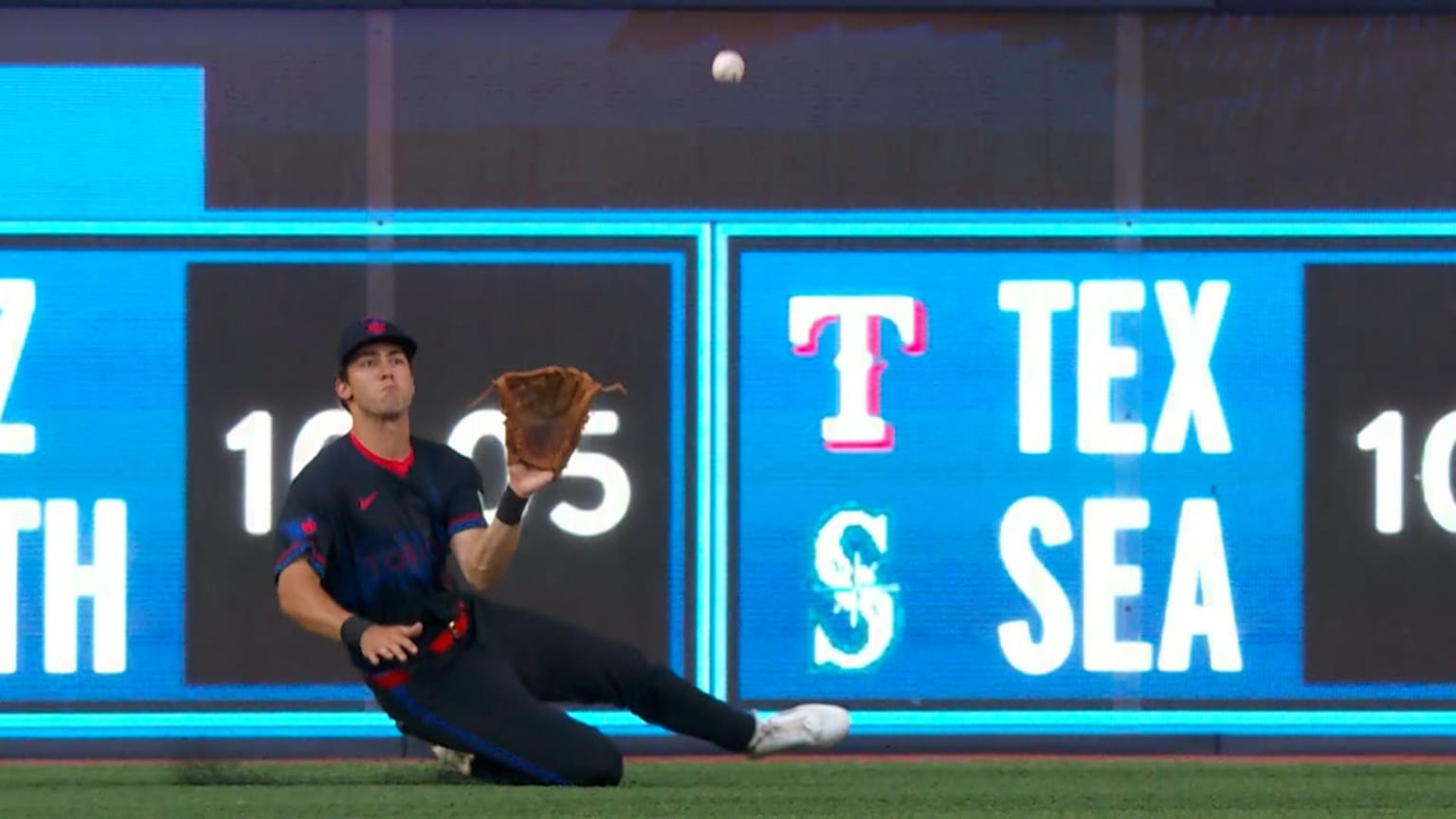 Joey Loperfido | 12/28/2025 | MLB Japan
