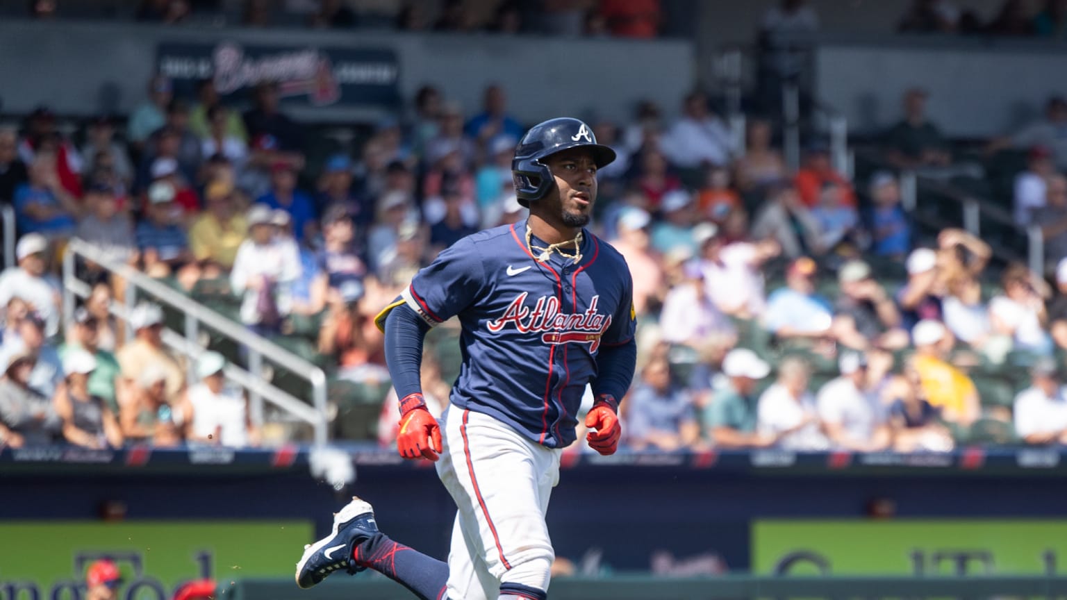 Ozzie Albies cranks a solo home run to right field 03/11/2024