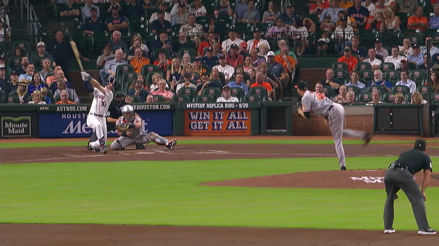 Kyle Tucker drills a tworun homer in the 1st inning 09/19/2023