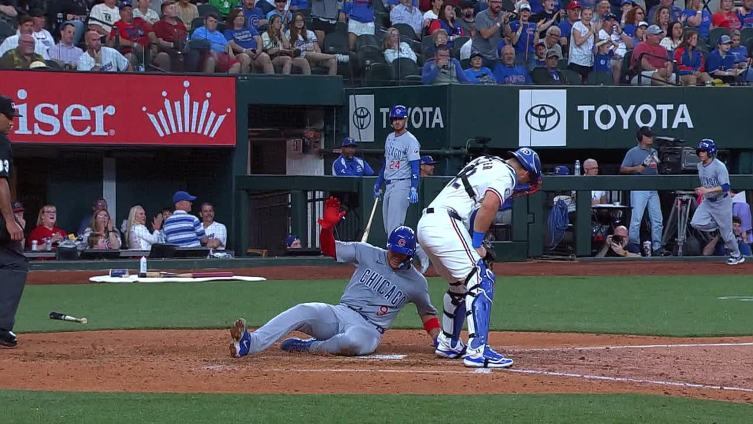 Ian Happ's two-run double | 03/31/2024 | Chicago Cubs