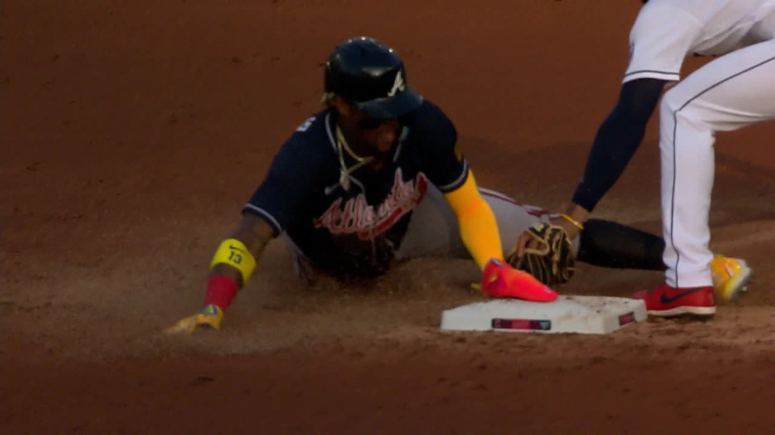 Acuña Jr.'s 40th stolen base 07/03/2023 Atlanta Braves