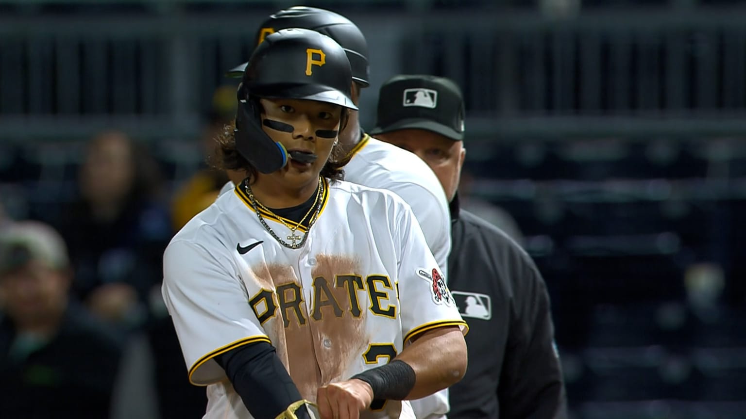 MLB Final Scores: Ji Hwan Bae lifts Pirates to walkoff 7-4 win