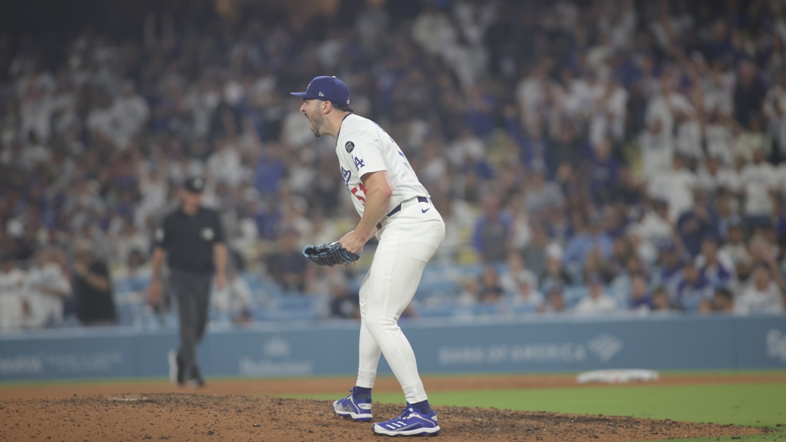 Alex Vesia seals the save and Dodgers' 8-5 victory | 05/30/2025