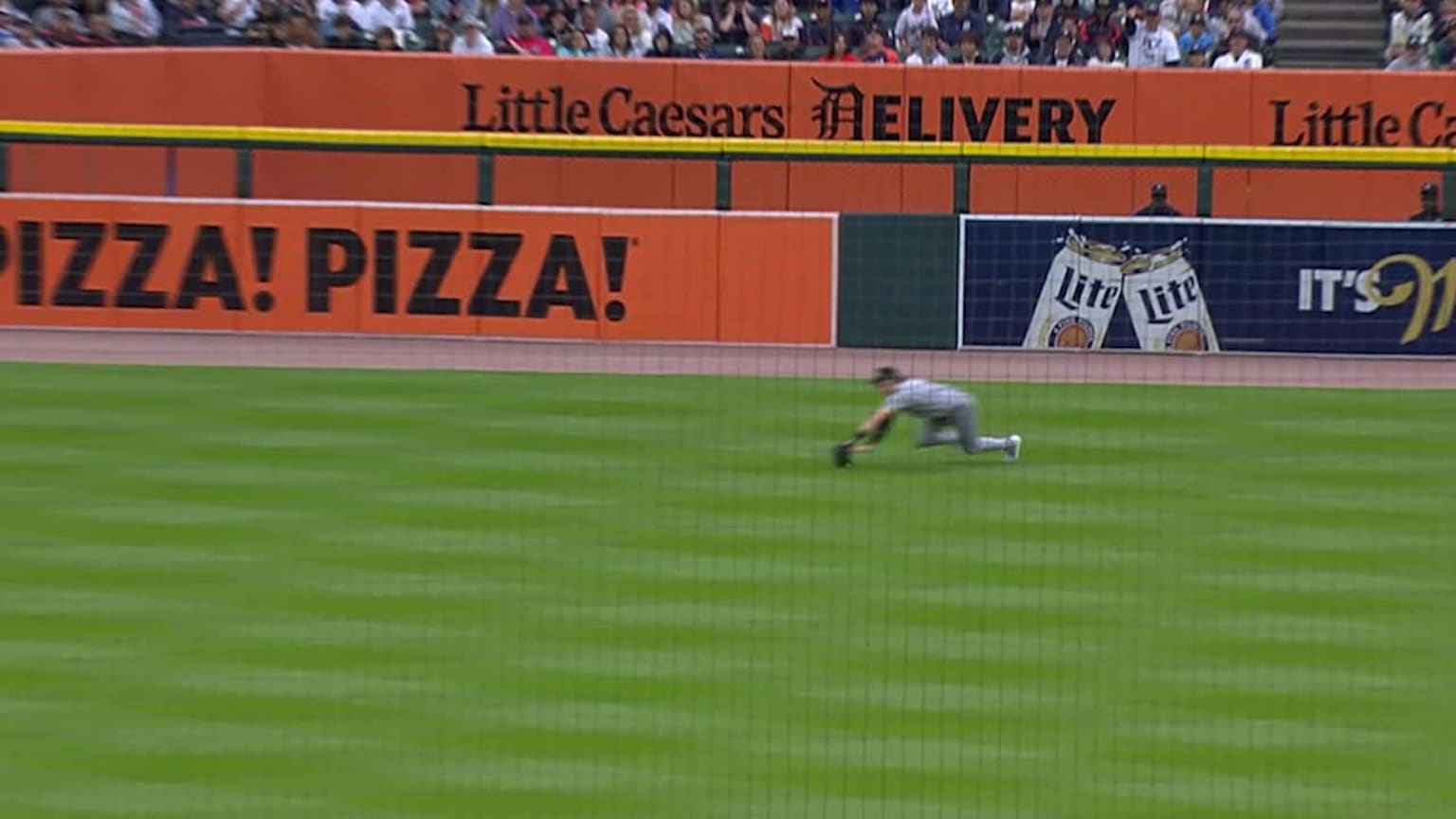 Brooks Baldwin #39 s diving catch 09/06/2025 Chicago White Sox