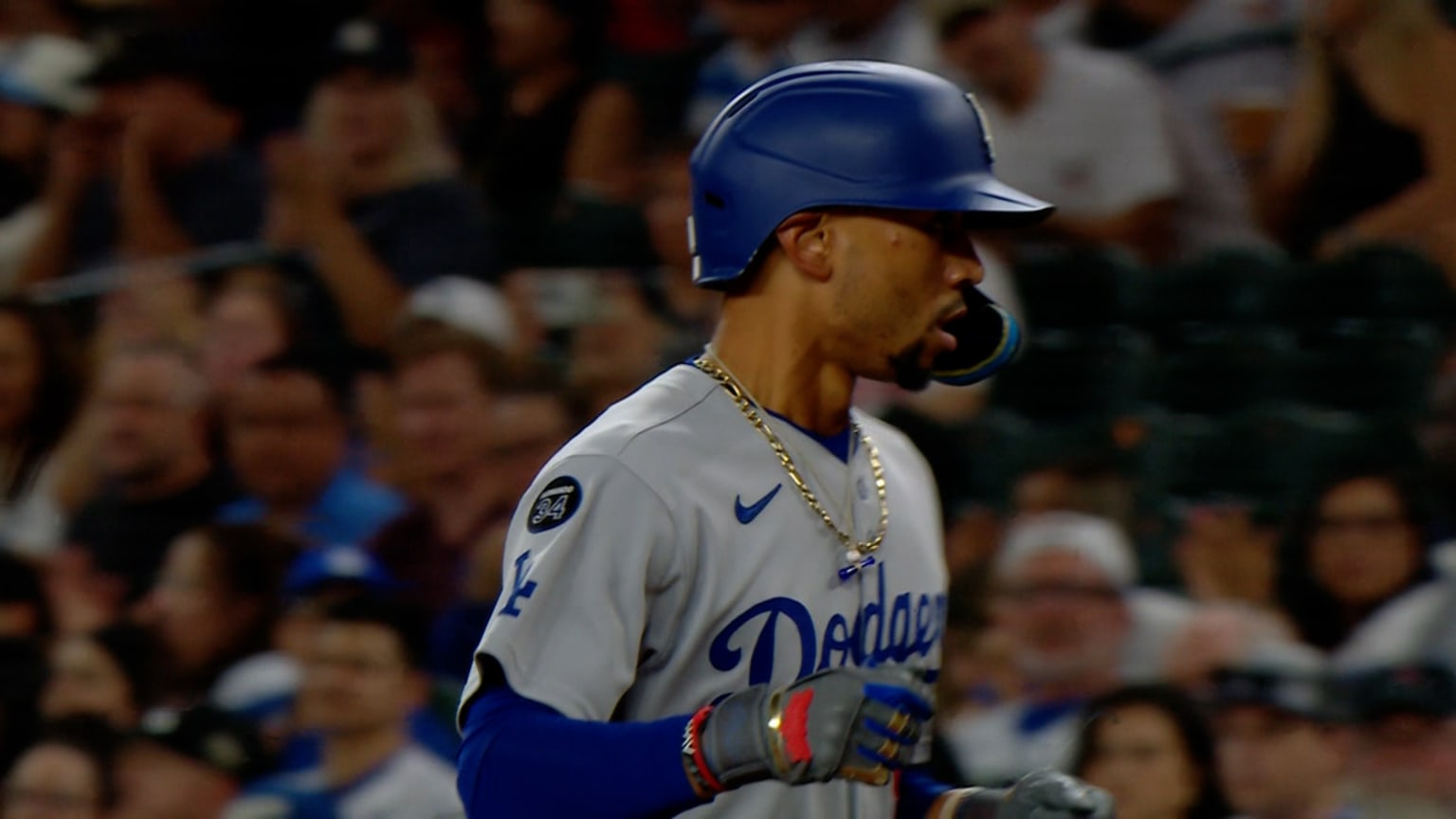 Mookie Betts' single in the 1st | 09/23/2025 | Los Angeles Dodgers